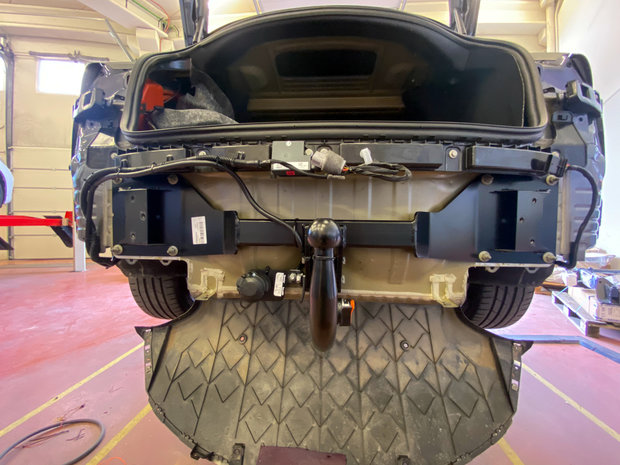 Trekhaak verticaal afneembare kogel Tesla Model 3 kogeldruk 91kg 2019\u003e